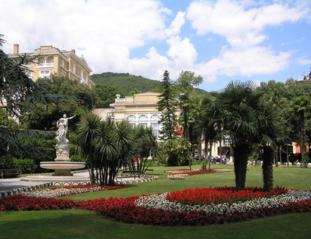 Apartments Villa Dinka Opatija Zimmer foto