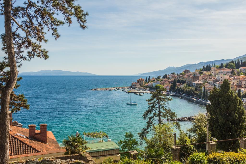 Apartments Villa Dinka Opatija Exterior foto